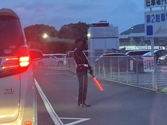 車両誘導の様子2
